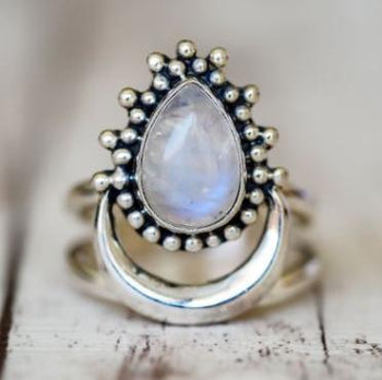 New European and American Crescent Moonstone Silver Rings Vintage Diamond Punk Ornaments