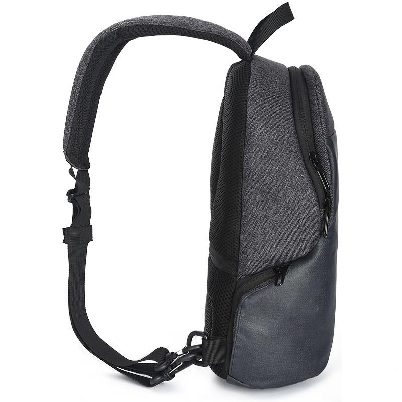 Multifunctional men's chest bag