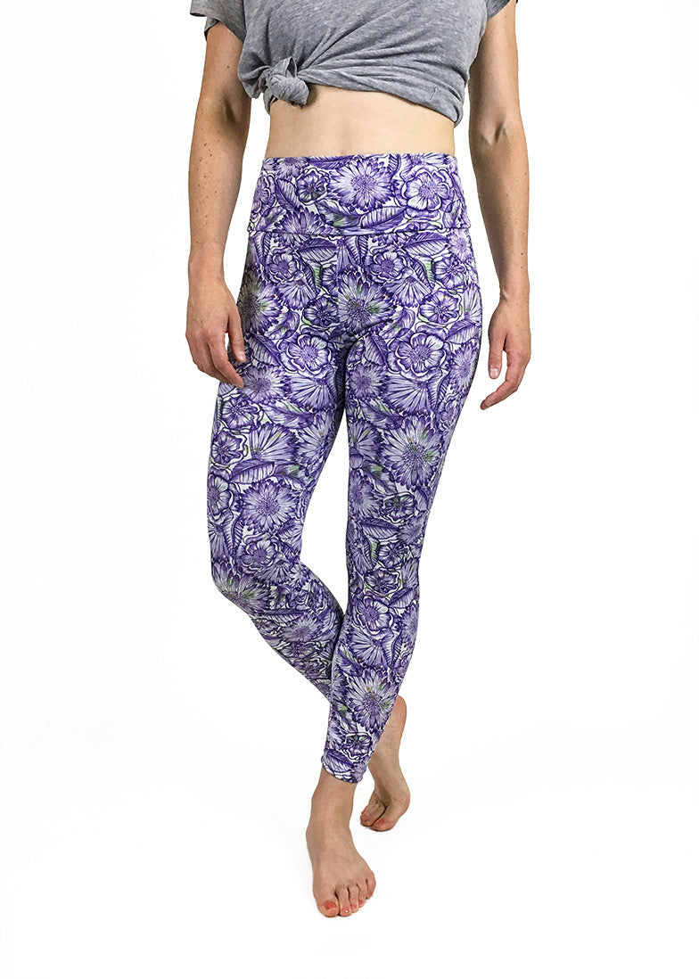 Sketched Daisy 7/8 Leggings - Purple